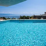 Apartamento Ziza-2 By Interhome